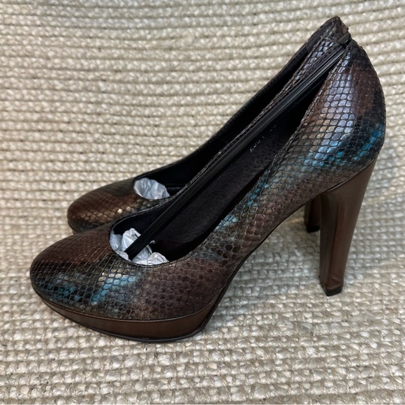 NWT Essenza Italy Reptile Snakeskin Genuine Leather Platform Pumps sz 38 - Picture 4 of 12